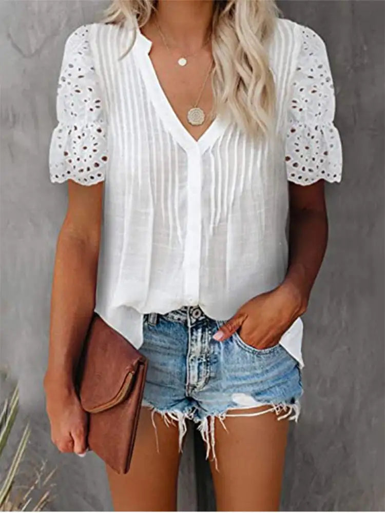 Shirt mit Spitze und V-Ausschnitt Emily