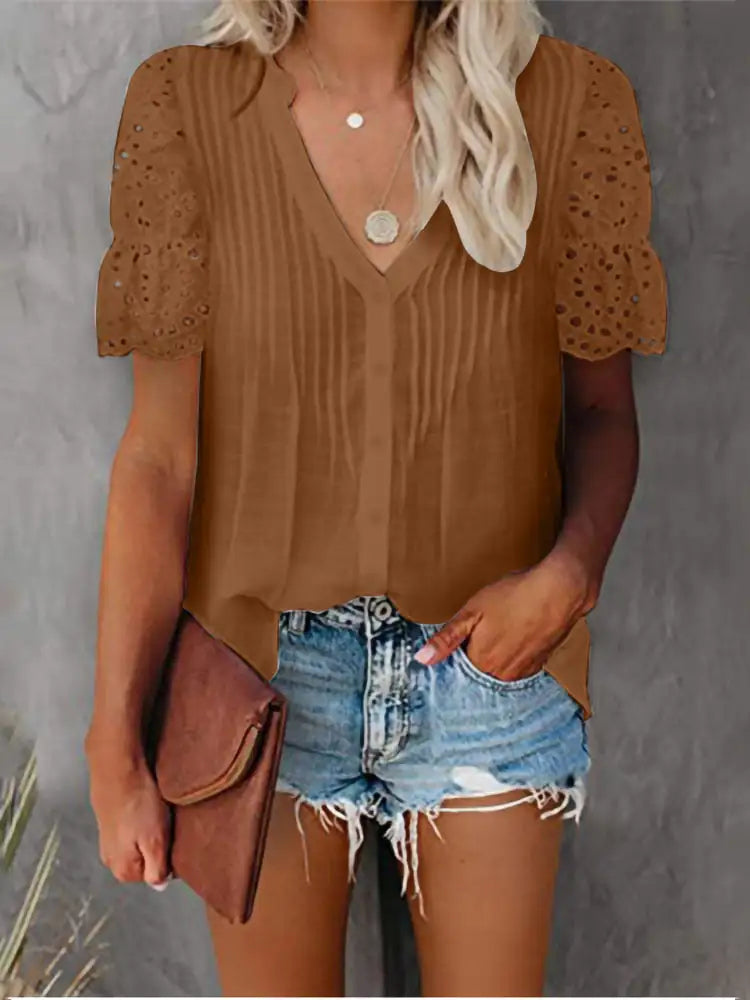 Shirt mit Spitze und V-Ausschnitt Emily