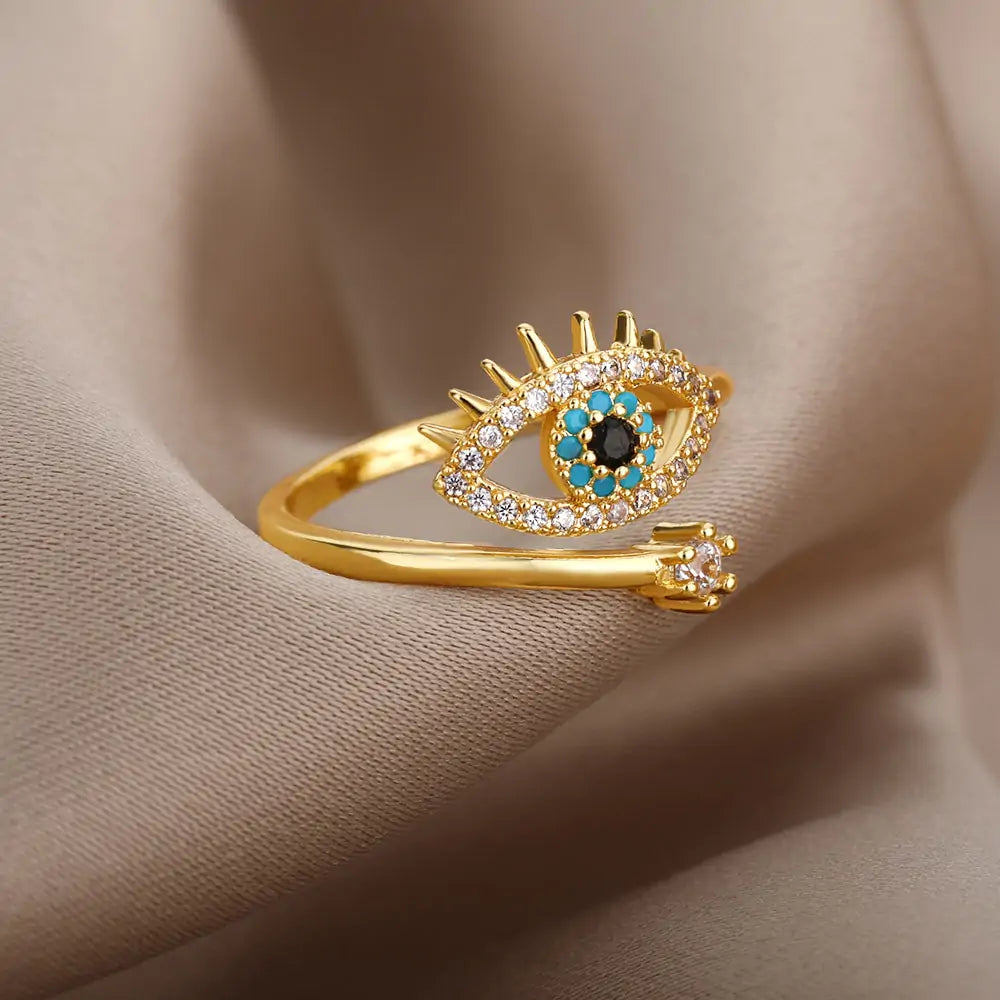 Türkische blaue Ringe mit bösem Blick