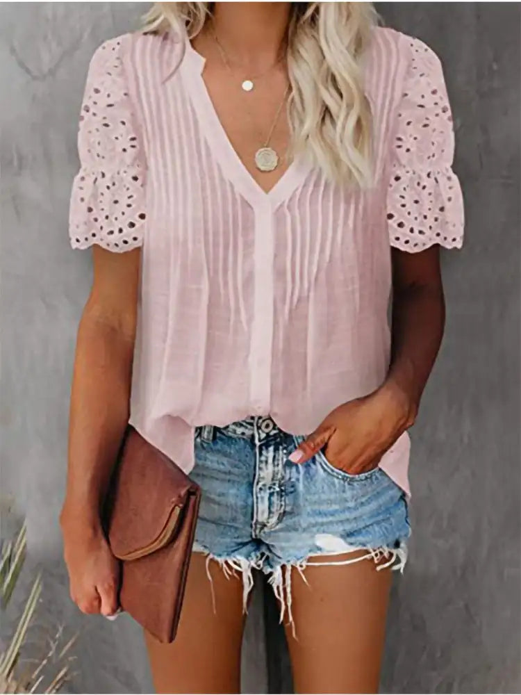Shirt mit Spitze und V-Ausschnitt Emily
