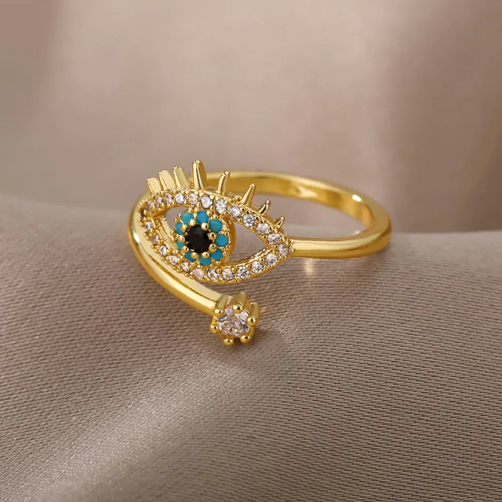 Türkische blaue Ringe mit bösem Blick