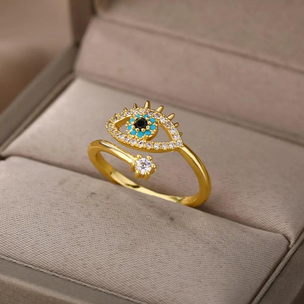 Türkische blaue Ringe mit bösem Blick