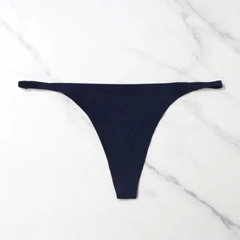 Nahtloser Seidenbikini