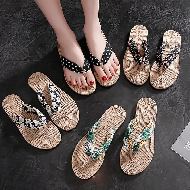 Geflochtene Strand-Flip-Flops