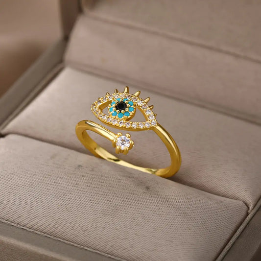 Türkische blaue Ringe mit bösem Blick